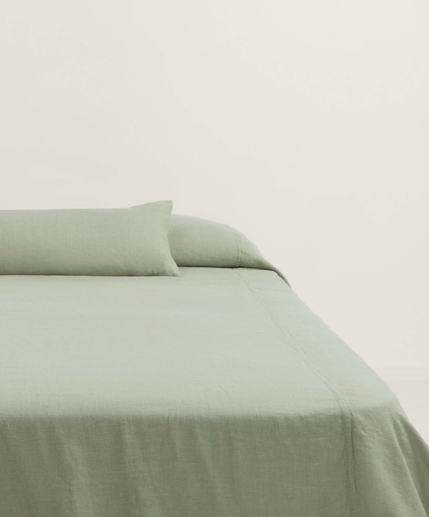 Repose Linen Bedcover - Artichoke