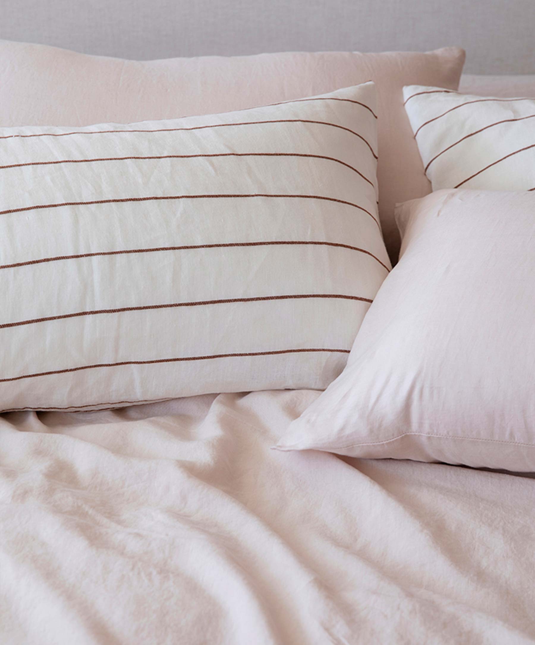 Linen Sheet Set with Pillowcases - Blush