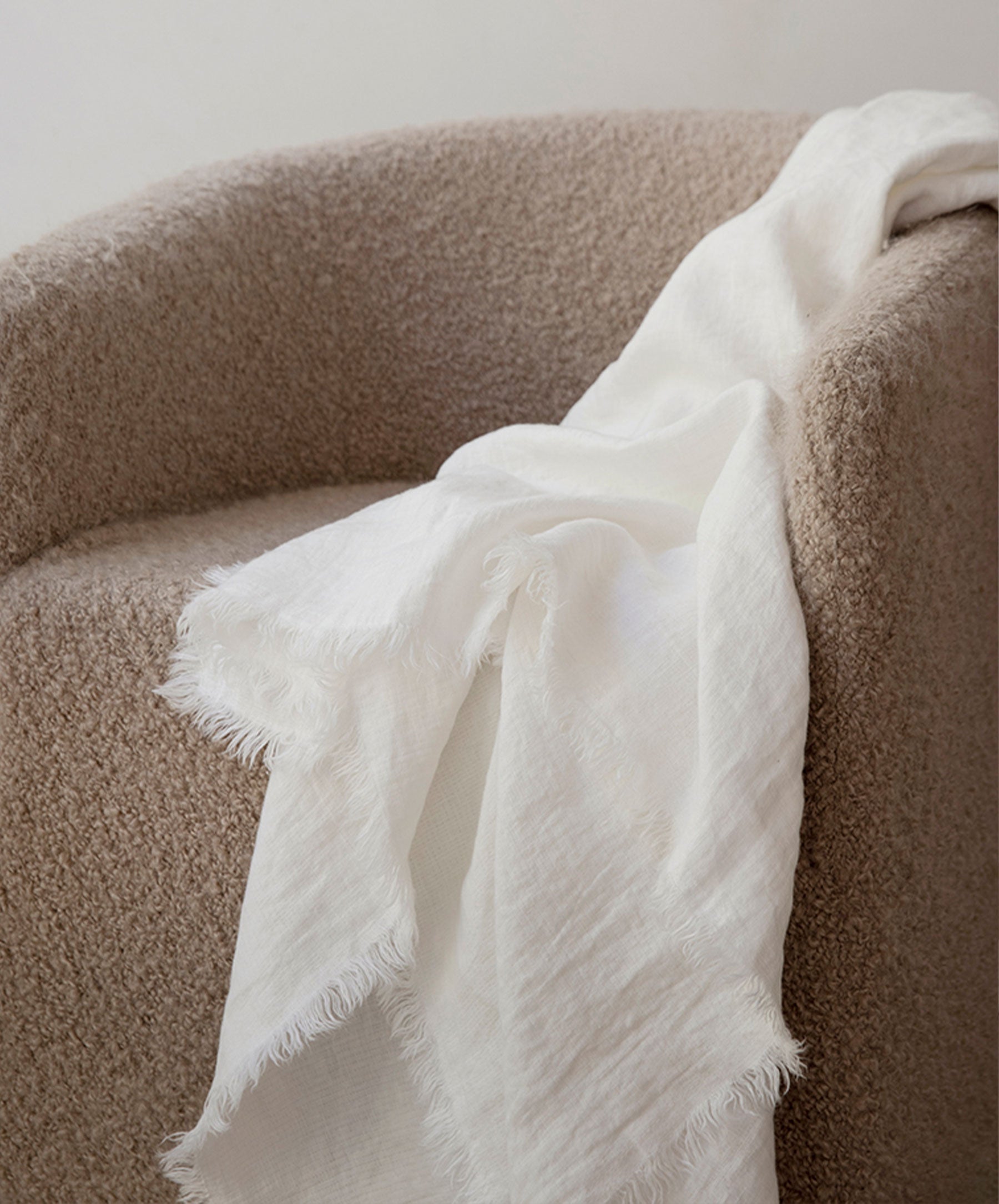 Freya Linen Throw - Snow