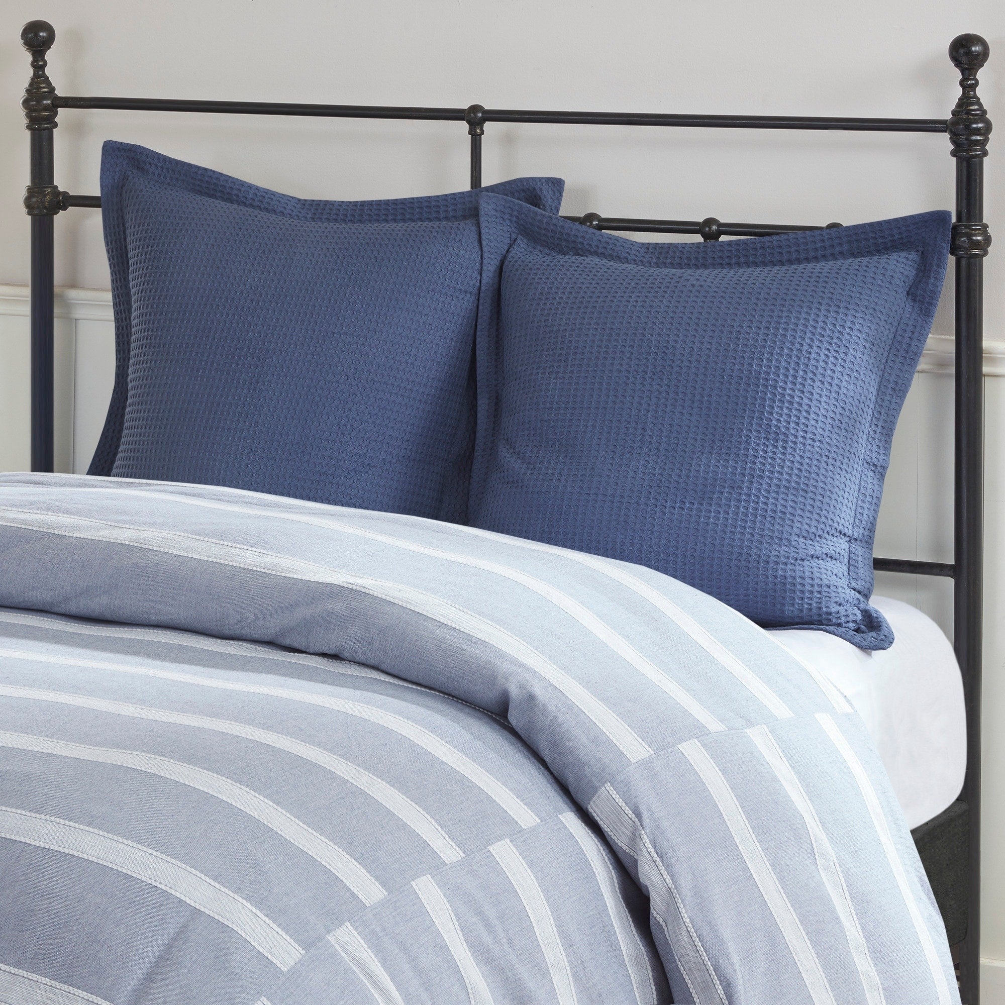 Noble Blue Cotton Oversized Comforter Set by Madison Park Signature