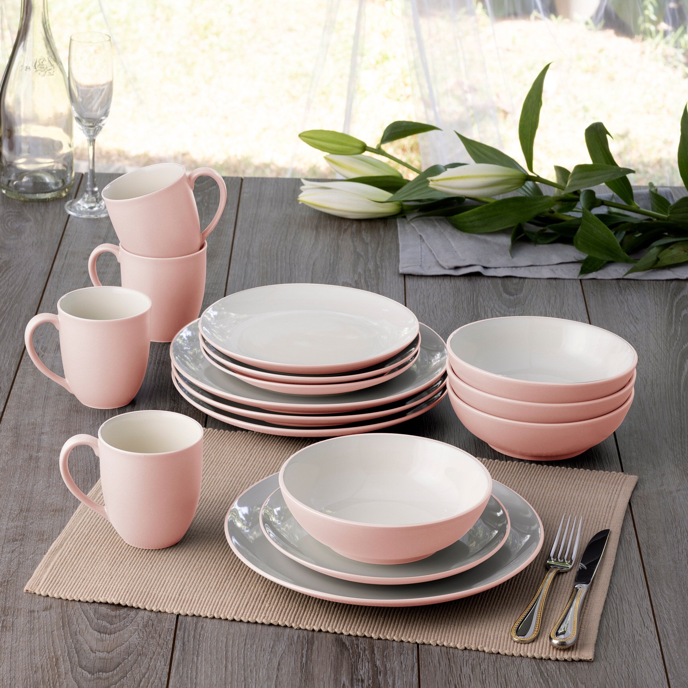 Noritake Colorwave 16-Piece Coupe Dinnerware Set, Service For 4
