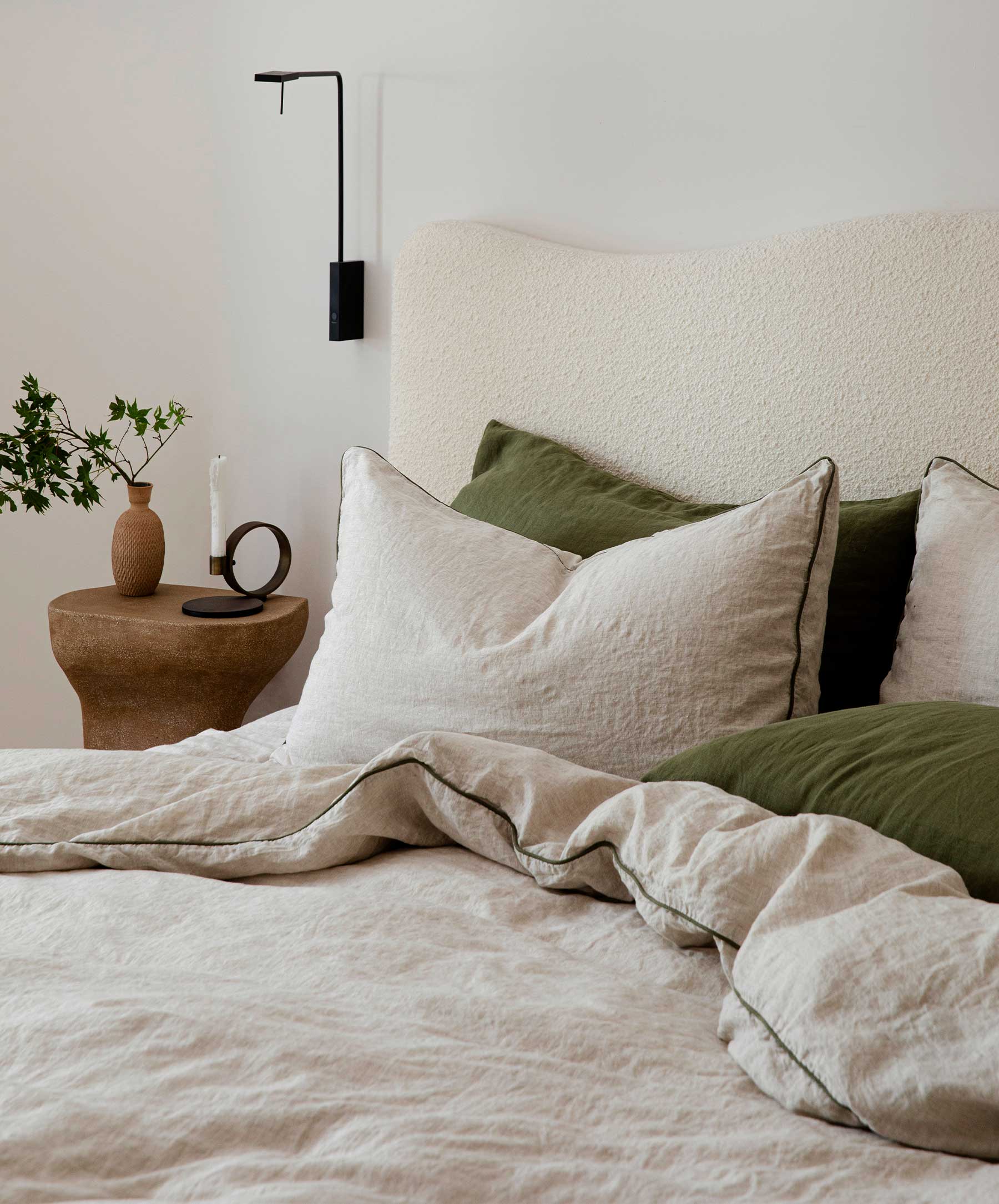 Piped Linen Sheet Set with Pillowcases - Natural and Forest