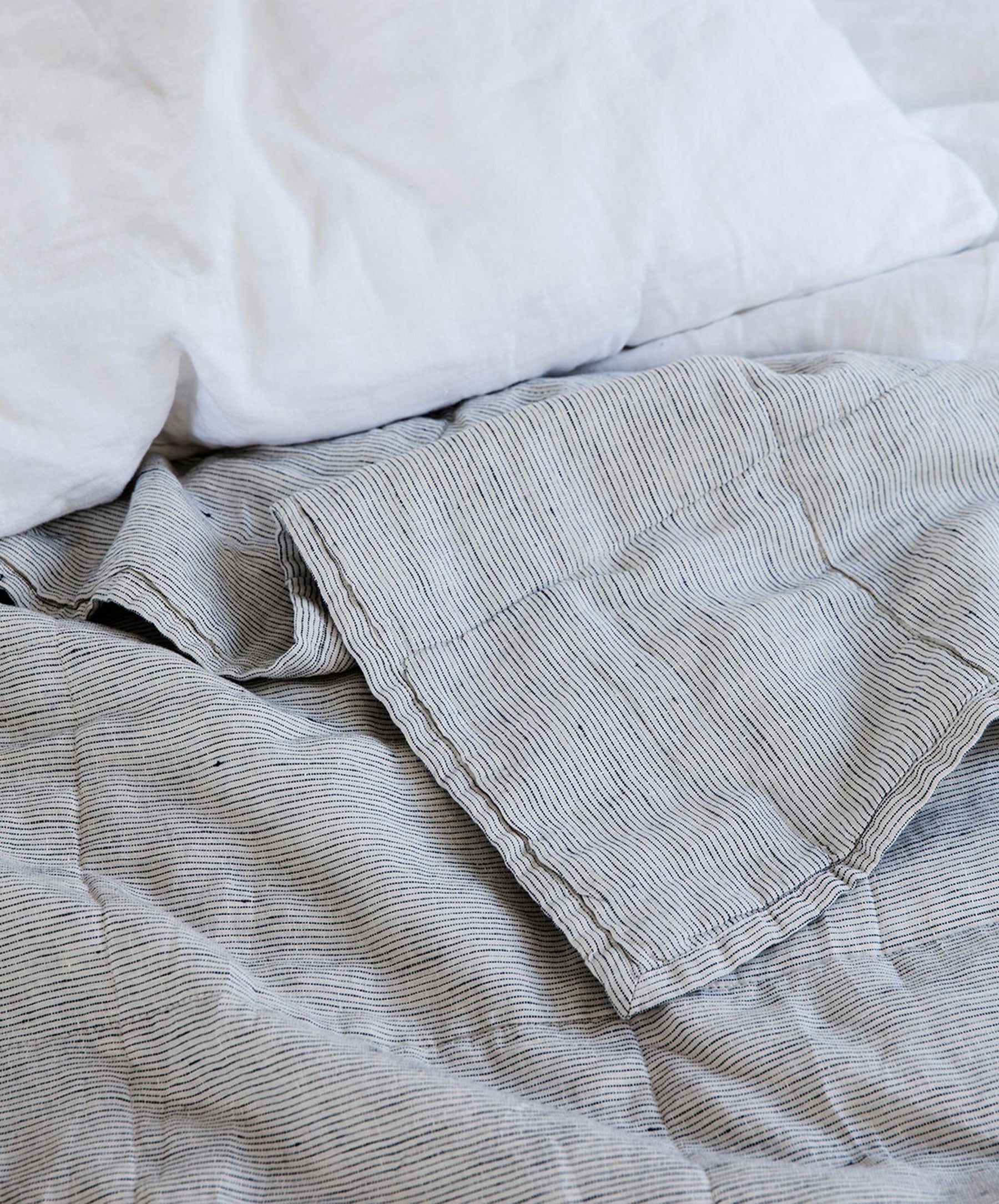 Quilted Bedcover - Pinstripe