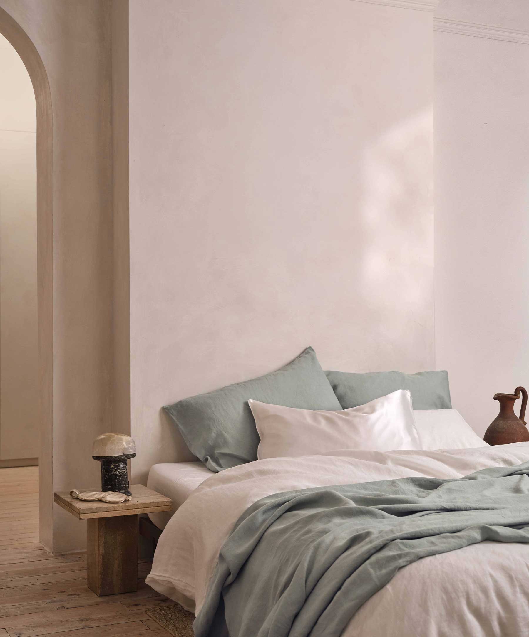 Silk Linen Flip Pillowcase - White