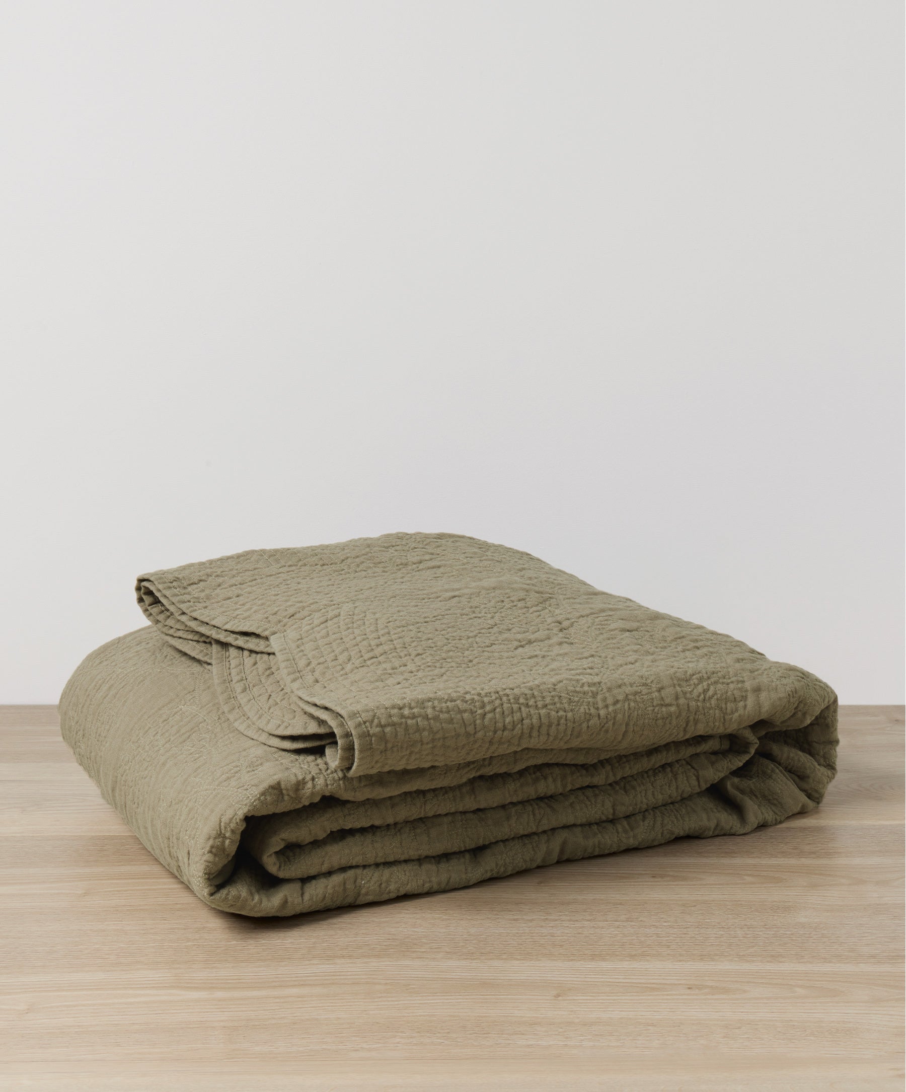 Willow Embroidered Quilt - Putty