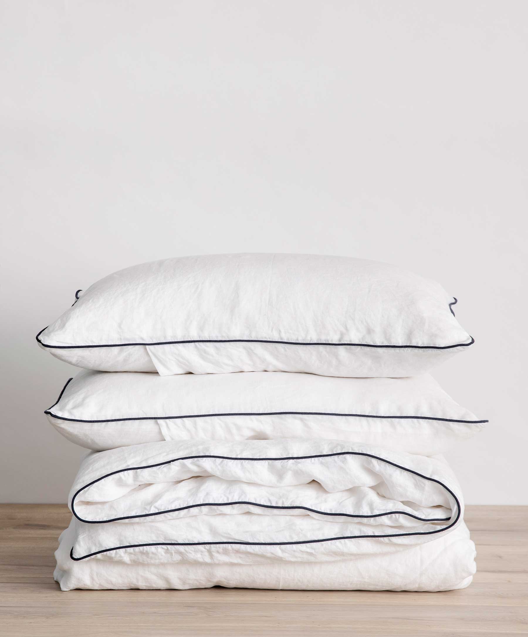 Piped Linen Duvet Cover Set - White and Navy