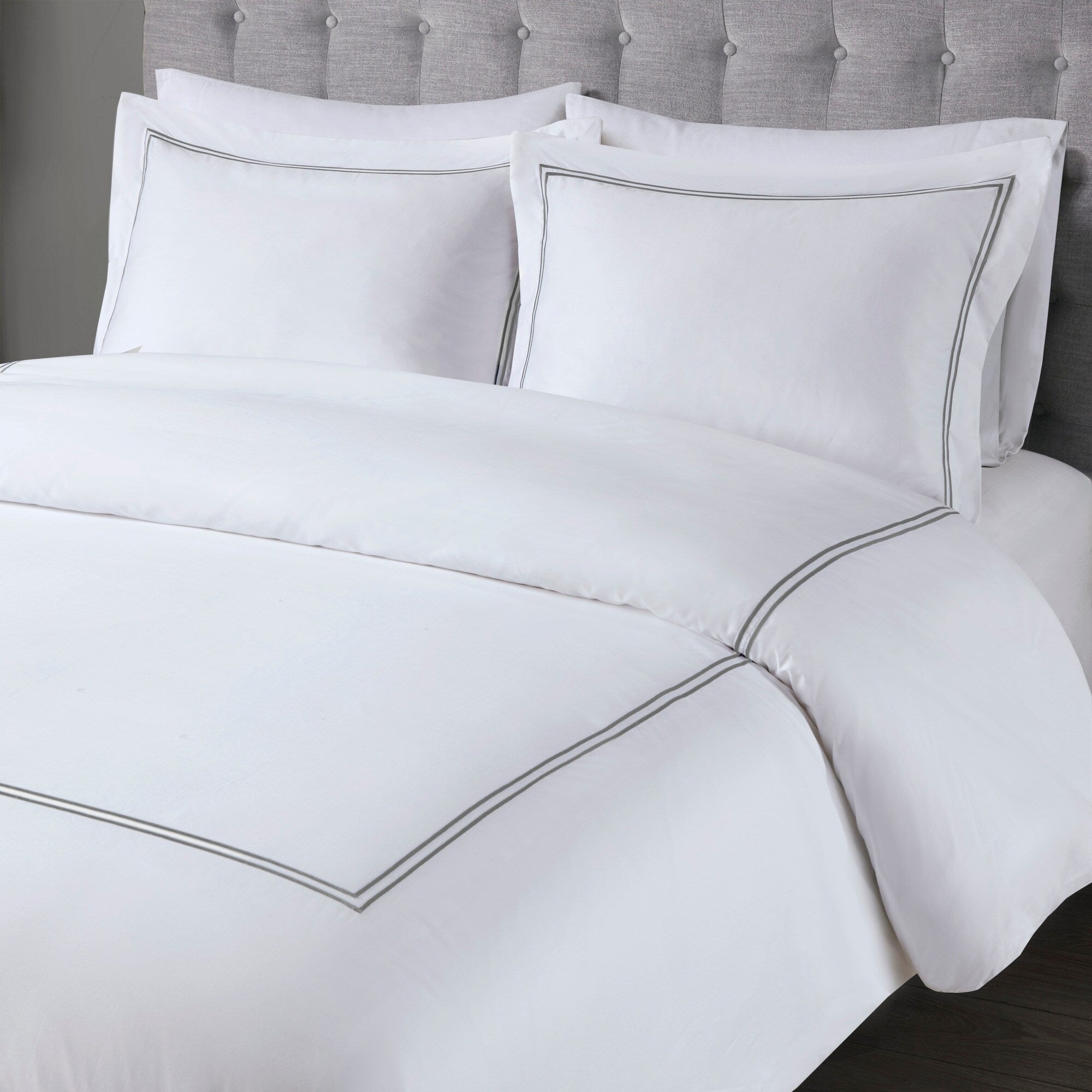 Madison Park Signature 500 Thread Count Luxury Collection 100% Cotton Sateen Embroidered Duvet Cover Set