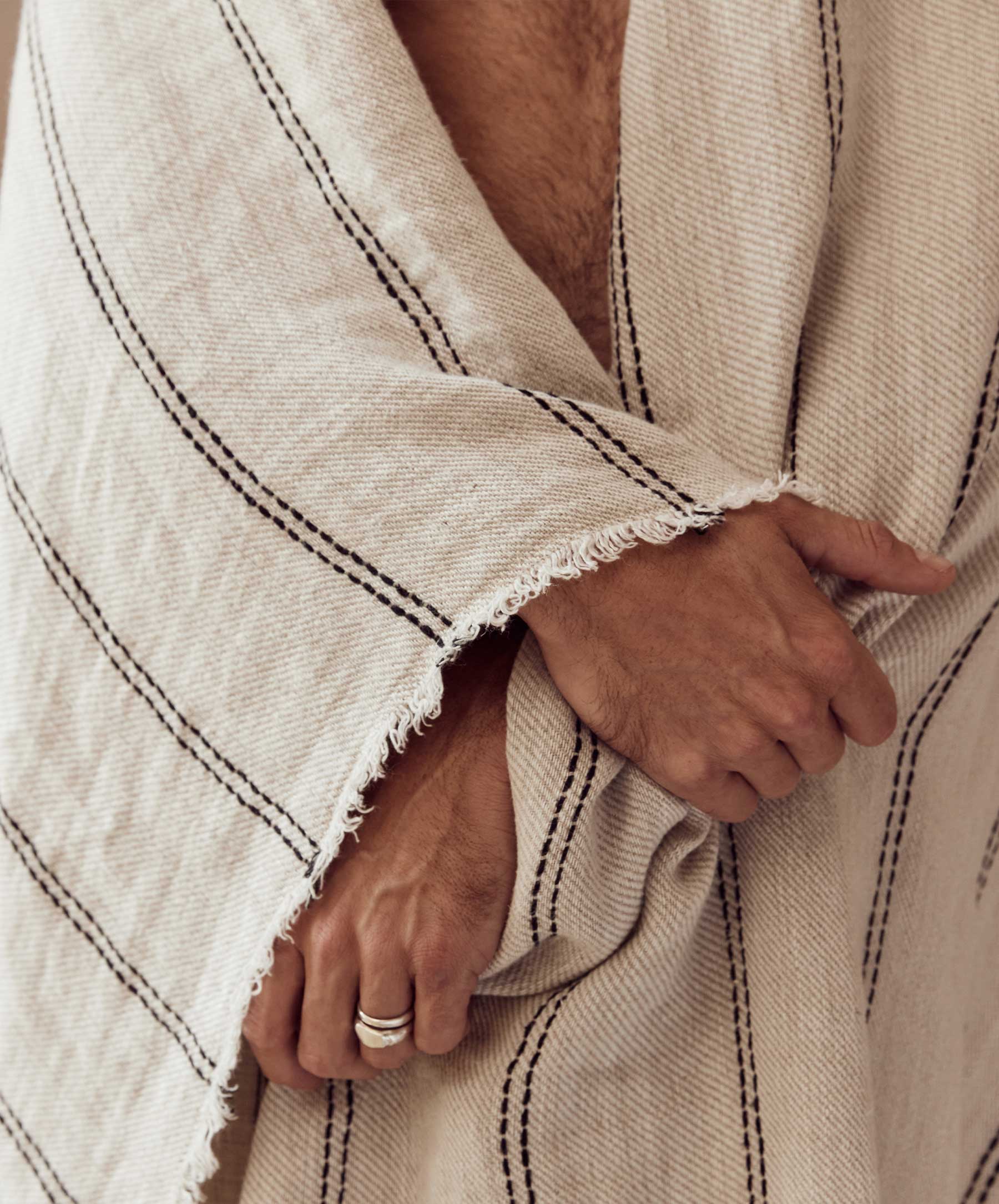 Mira Linen Throw - Ana